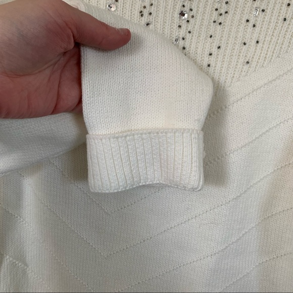 New York & Co. Women’s Long Sleeve Embellished Sweater Cream Silver Size M - Picture 4 of 6